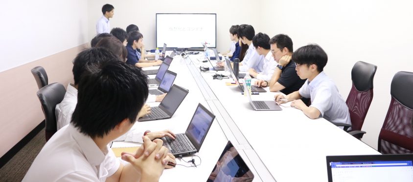 Academyの様子の写真 Academyの様子の写真
