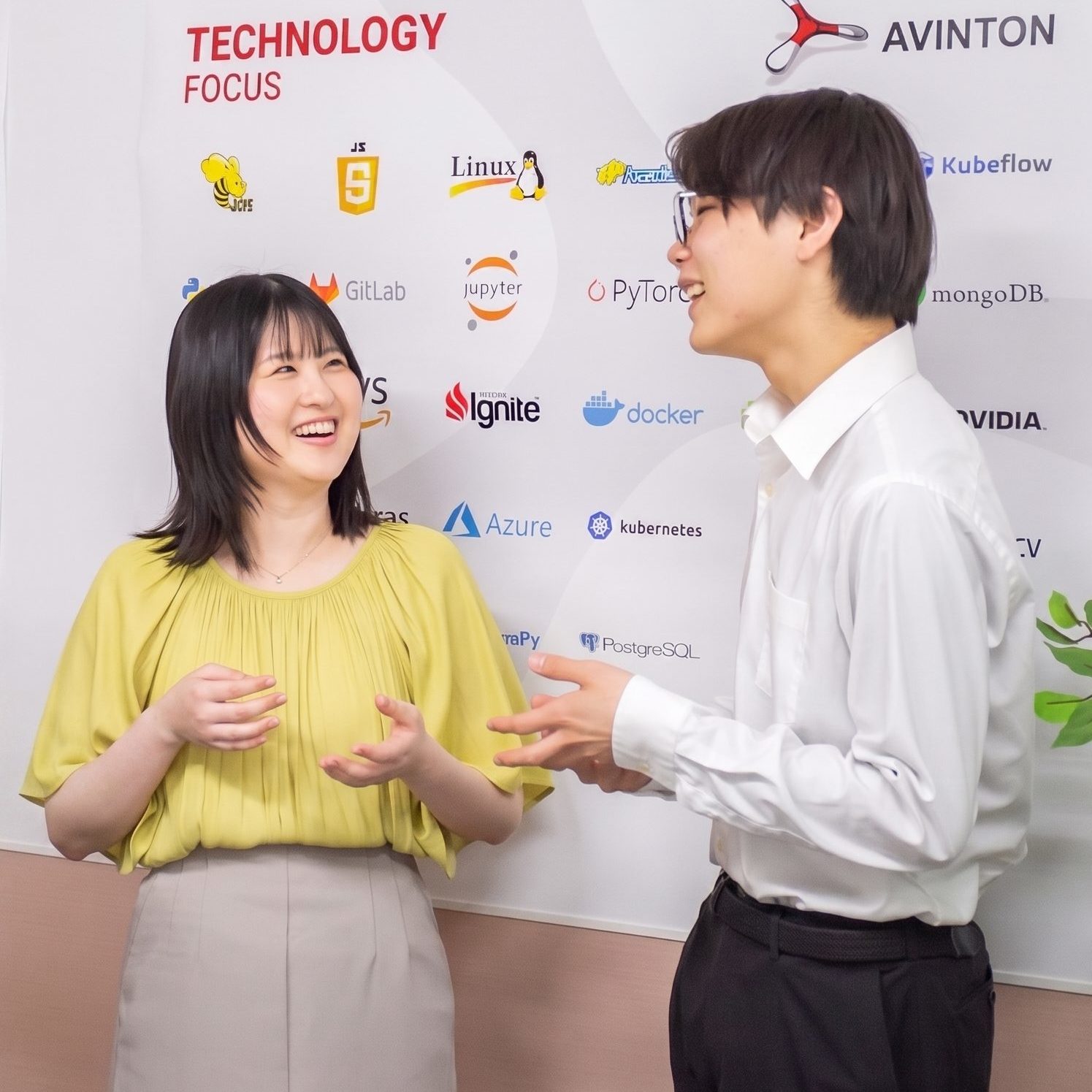 談笑するavinton社員
